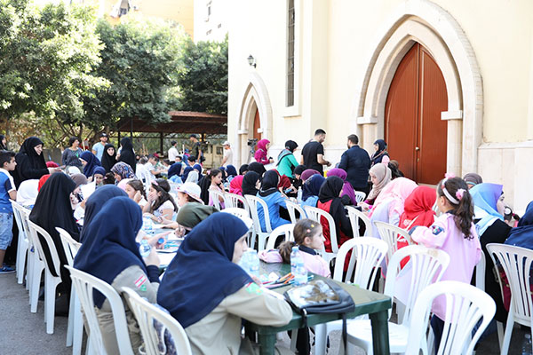 وزير الدفاع افتتح مرسم النصر في حارة حريك وزير الدفاع افتتح مرسم النصر في حارة حريك